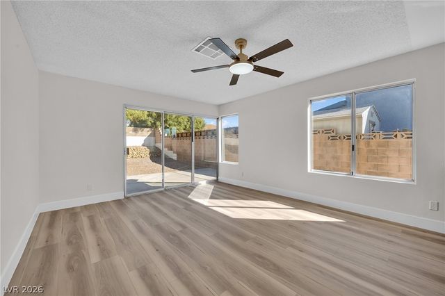 3862 Boca Chica Avenue, Las Vegas, NV 89120