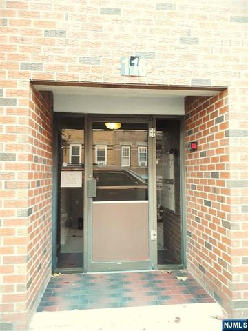 116 71st Street 12, Guttenberg, NJ 07093