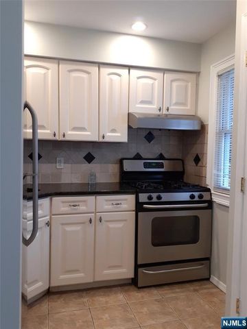 116 71st Street 12, Guttenberg, NJ 07093