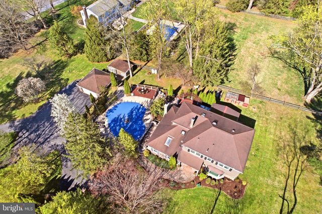 916 GENERAL HOWE DR, West Chester, PA 19382