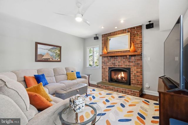 916 GENERAL HOWE DR, West Chester, PA 19382