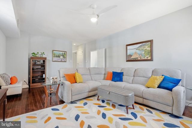 916 GENERAL HOWE DR, West Chester, PA 19382