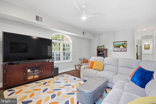 916 GENERAL HOWE DR, West Chester, PA 19382