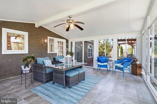 916 GENERAL HOWE DR, West Chester, PA 19382