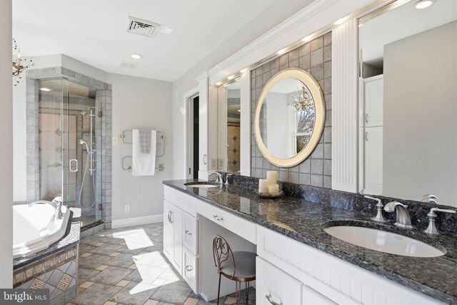 916 GENERAL HOWE DR, West Chester, PA 19382