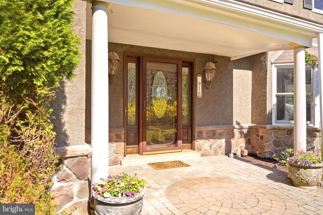 916 GENERAL HOWE DR, West Chester, PA 19382