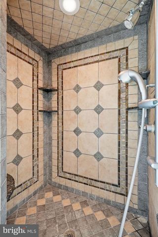 916 GENERAL HOWE DR, West Chester, PA 19382