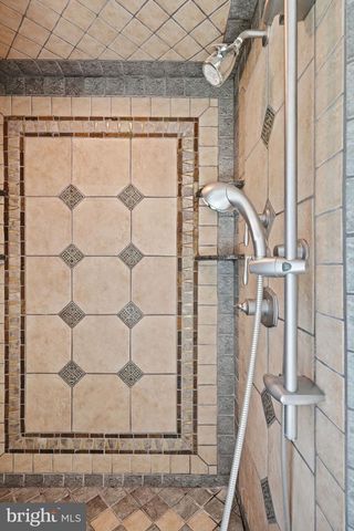 916 GENERAL HOWE DR, West Chester, PA 19382