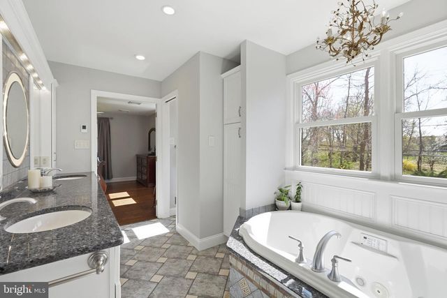 916 GENERAL HOWE DR, West Chester, PA 19382