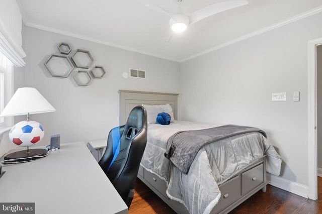 916 GENERAL HOWE DR, West Chester, PA 19382