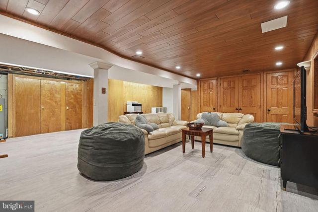 916 GENERAL HOWE DR, West Chester, PA 19382