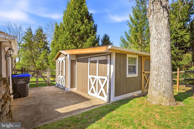 916 GENERAL HOWE DR, West Chester, PA 19382