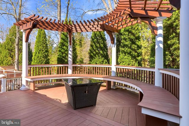 916 GENERAL HOWE DR, West Chester, PA 19382