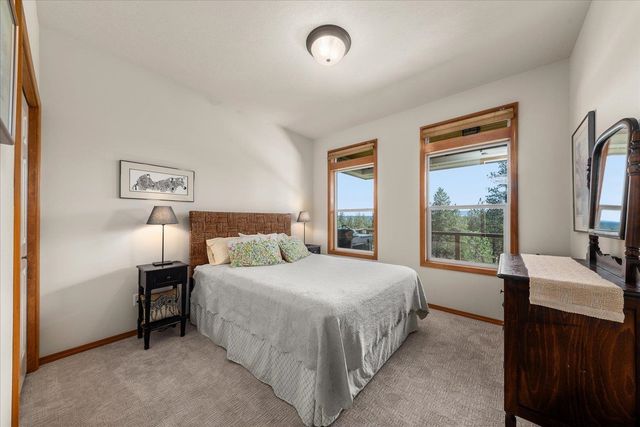 4907 S Buell Ln, Spokane, WA 99224