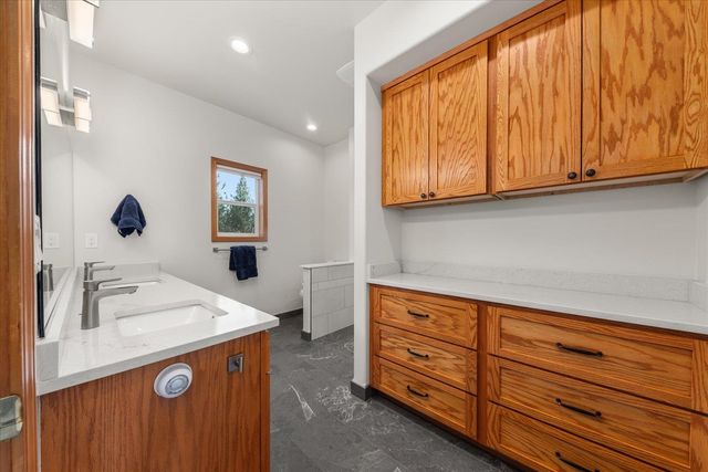 4907 S Buell Ln, Spokane, WA 99224