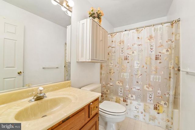 4820 LAUREN CT, Ellicott City, MD 21043