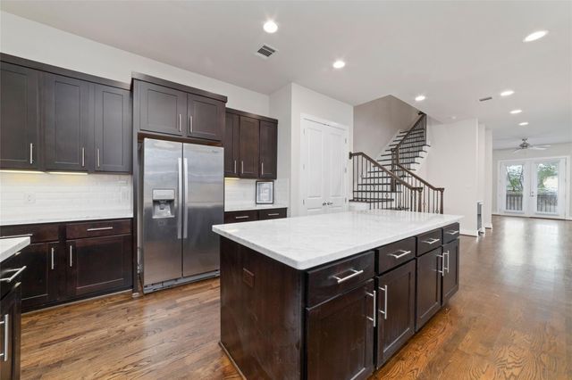 1917 W 15th Street A, Houston, TX 77008