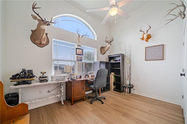 3917 Alta Vista Dr, Corpus Christi, TX 78410