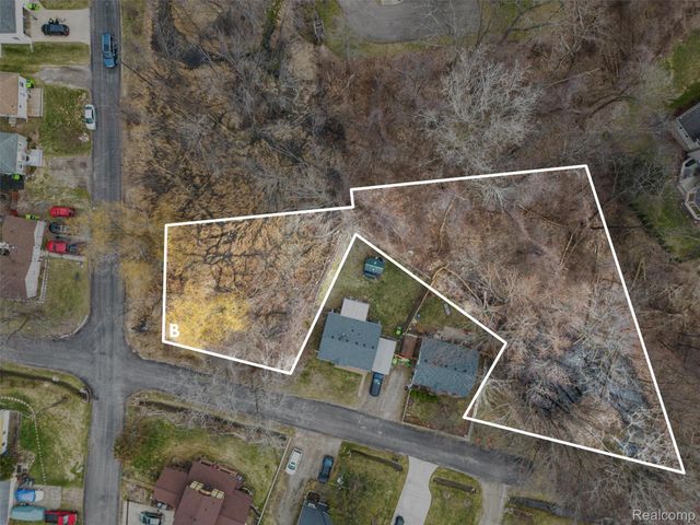 0000 Paramount 50-22-02-379-019 Street, Novi, MI 48375