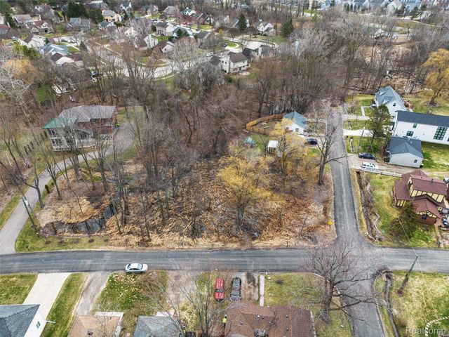 0000 Paramount 50-22-02-379-019 Street, Novi, MI 48375