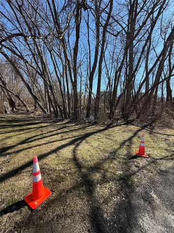 0000 Paramount 50-22-02-379-019 Street, Novi, MI 48375