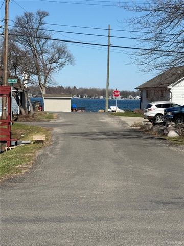 0000 Paramount 50-22-02-379-019 Street, Novi, MI 48375