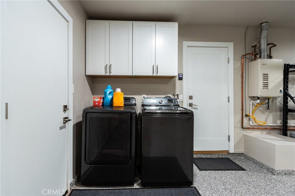 Image 37 of property listing at 7486 Langdon, Hesperia, CA 92345