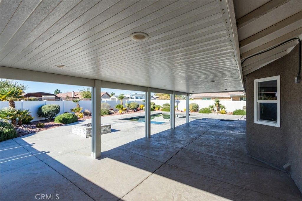 Image 40 of property listing at 7486 Langdon, Hesperia, CA 92345