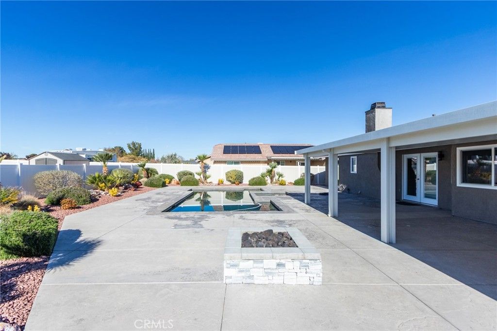 Image 41 of property listing at 7486 Langdon, Hesperia, CA 92345