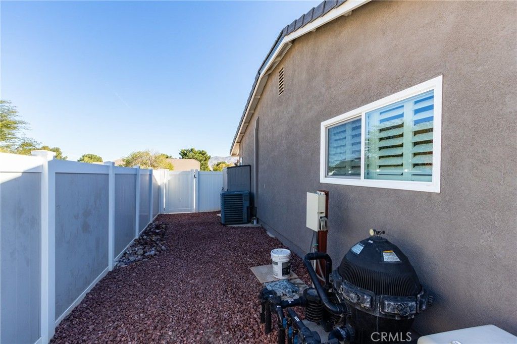 Image 46 of property listing at 7486 Langdon, Hesperia, CA 92345