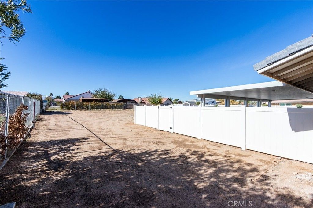 Image 53 of property listing at 7486 Langdon, Hesperia, CA 92345