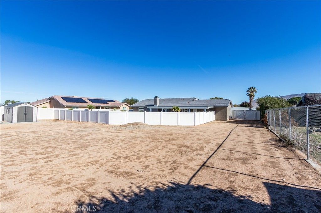 Image 54 of property listing at 7486 Langdon, Hesperia, CA 92345