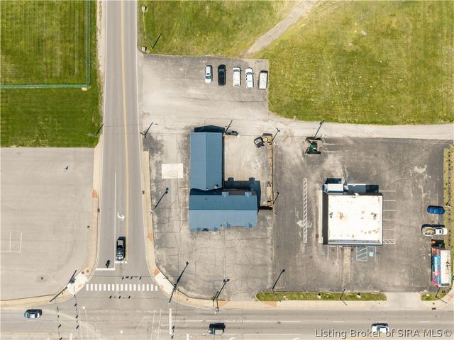 801 E 10th Street, Jeffersonville, IN 47130