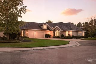 1007 W Oakhampton Dr., Eagle, ID 83616