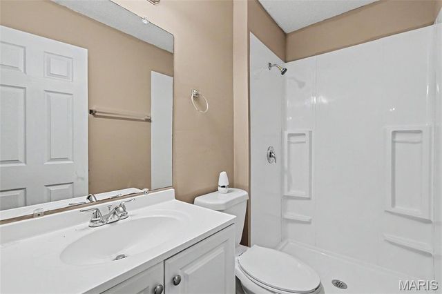 12673 Willow Trail Drive, Black Jack, MO 63033