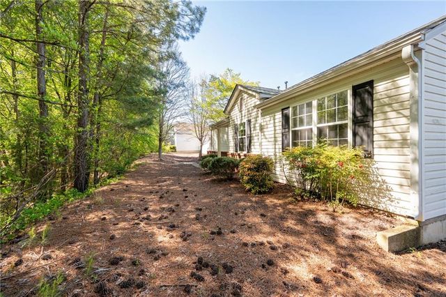 548 W Oaks Drive, Woodstock, GA 30188
