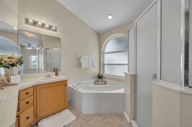 513 HARDWOOD CIRCLE, Orlando, FL 32828