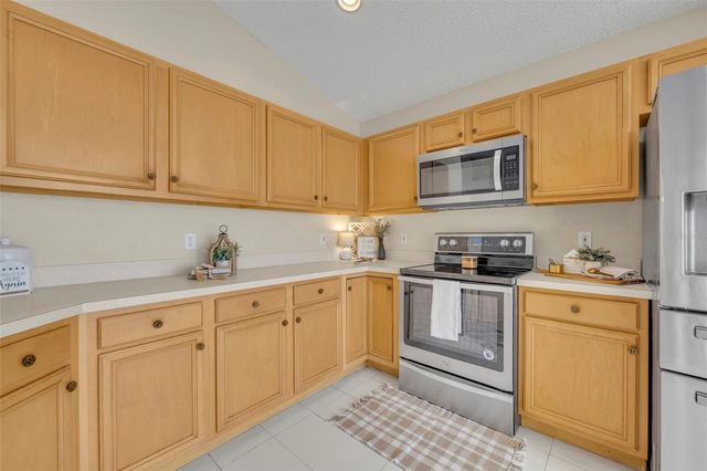 513 HARDWOOD CIRCLE, Orlando, FL 32828