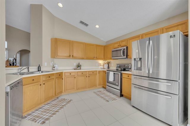 513 HARDWOOD CIRCLE, Orlando, FL 32828