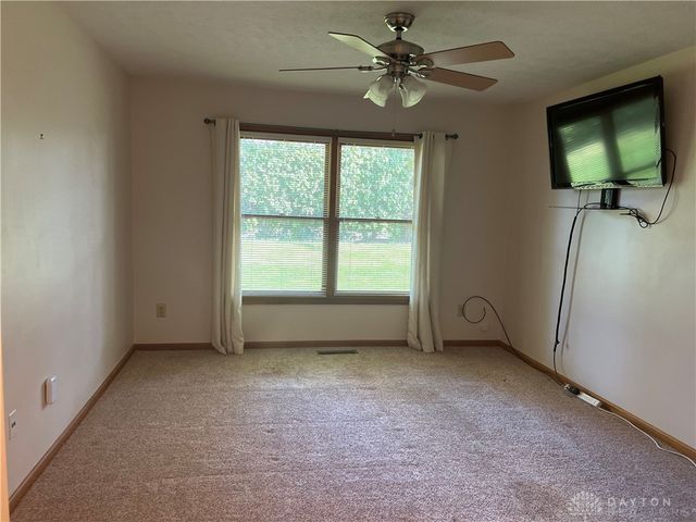 3126 Lakeview Court 3126, Springfield, OH 45503