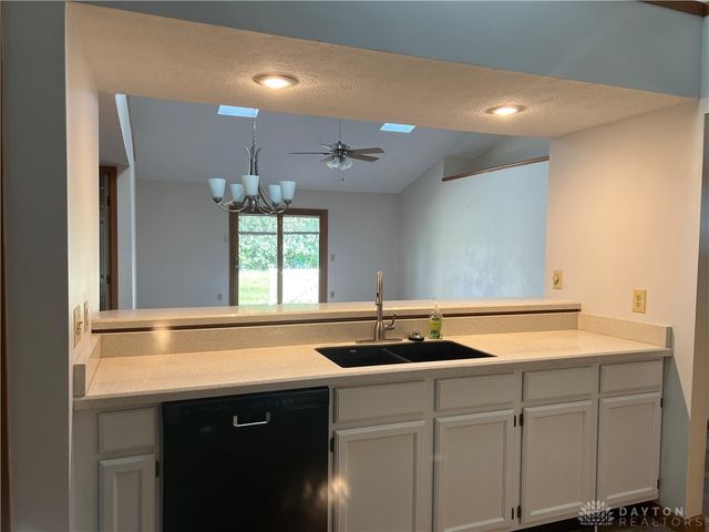 3126 Lakeview Court 3126, Springfield, OH 45503