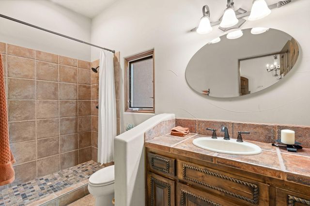 746 Chamisal Road NW, Los Ranchos, NM 87107