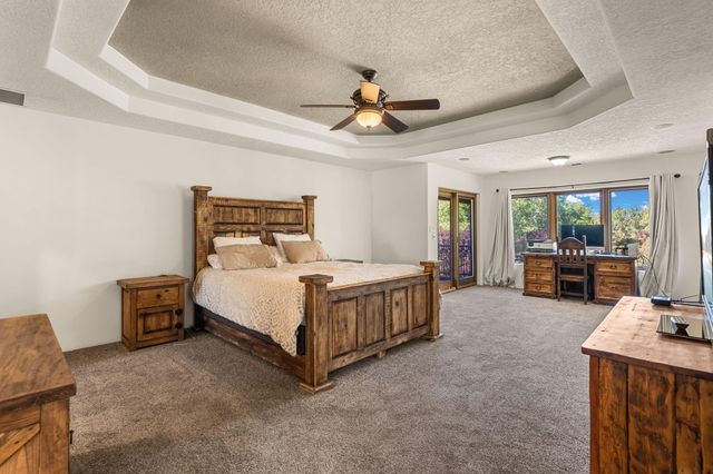 746 Chamisal Road NW, Los Ranchos, NM 87107