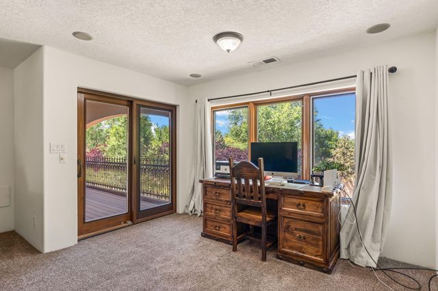 746 Chamisal Road NW, Los Ranchos, NM 87107