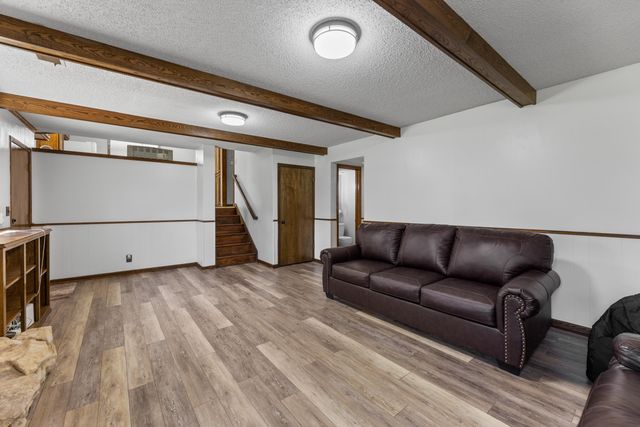 7801 E Pagent Ln, Wichita, KS 67206