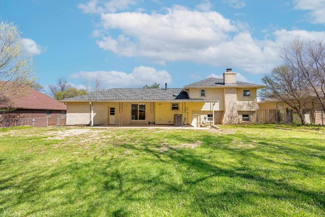 7801 E Pagent Ln, Wichita, KS 67206