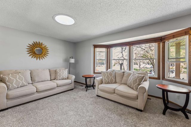 7801 E Pagent Ln, Wichita, KS 67206