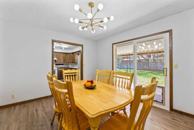 7801 E Pagent Ln, Wichita, KS 67206