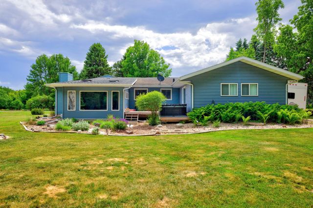 605 Sheyenne Street, Horace, ND 58047