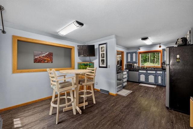 605 Sheyenne Street, Horace, ND 58047